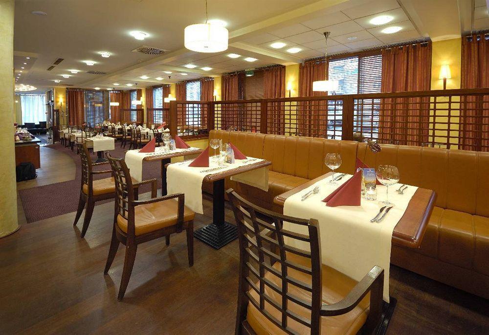 Qubus Hotel Gliwice Restaurang bild