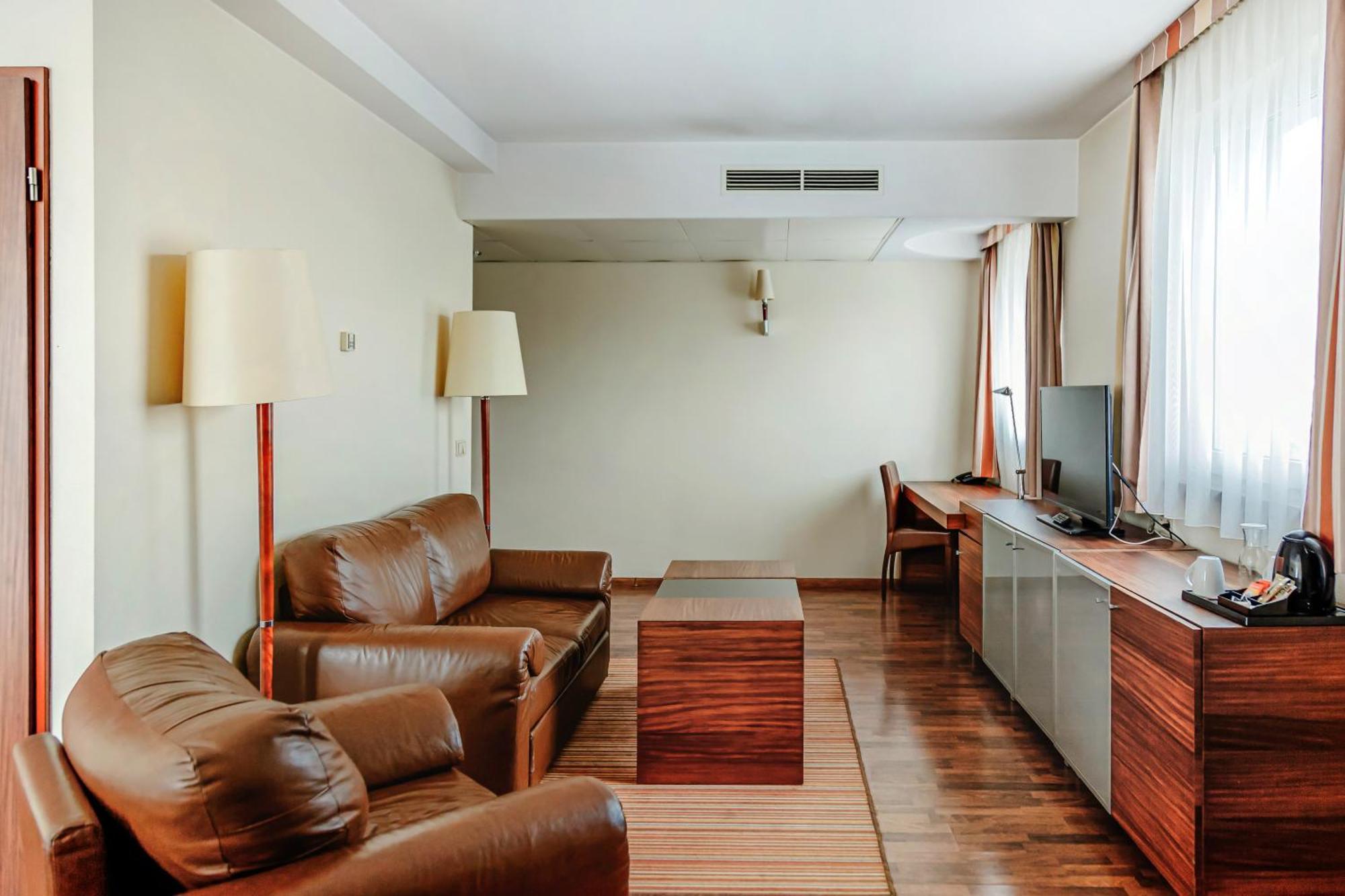 Qubus Hotel Gliwice Exteriör bild