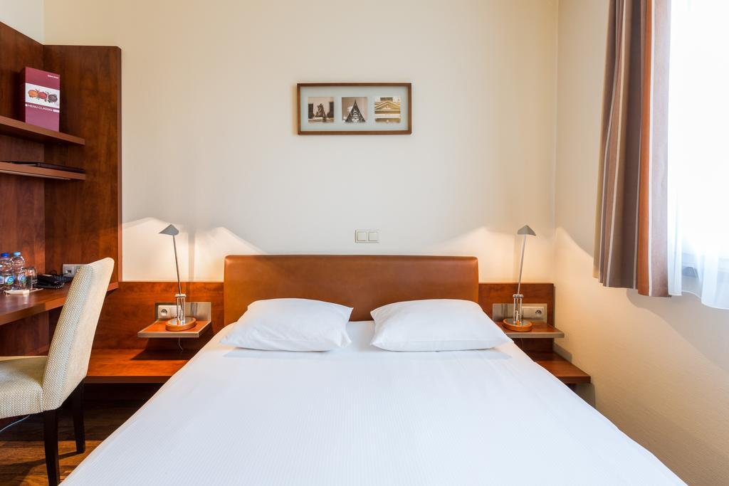 Qubus Hotel Gliwice Exteriör bild