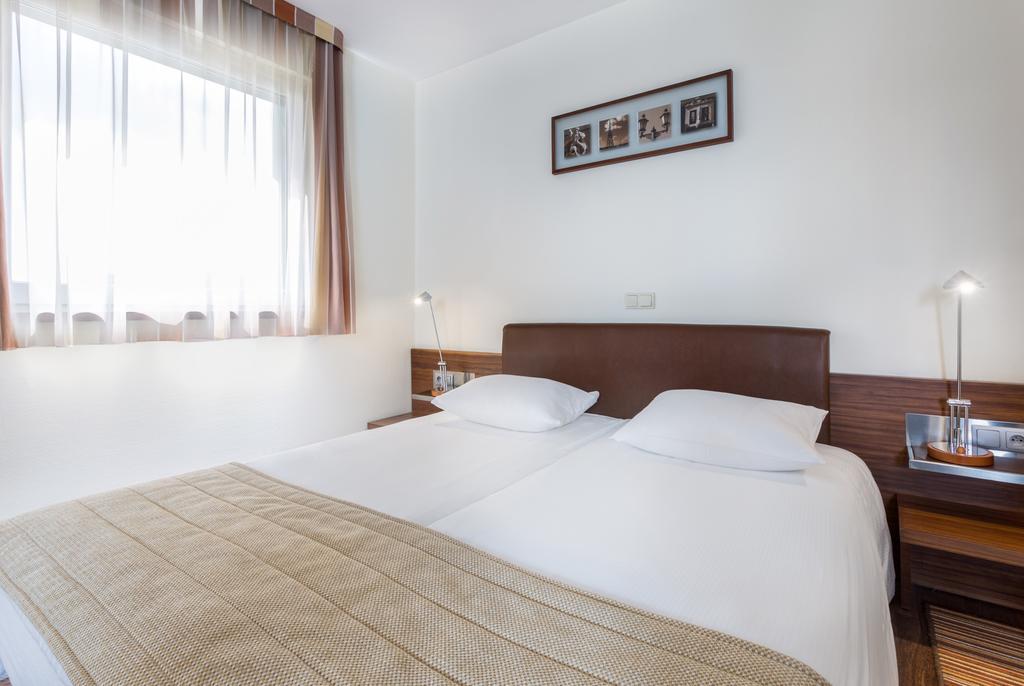 Qubus Hotel Gliwice Exteriör bild
